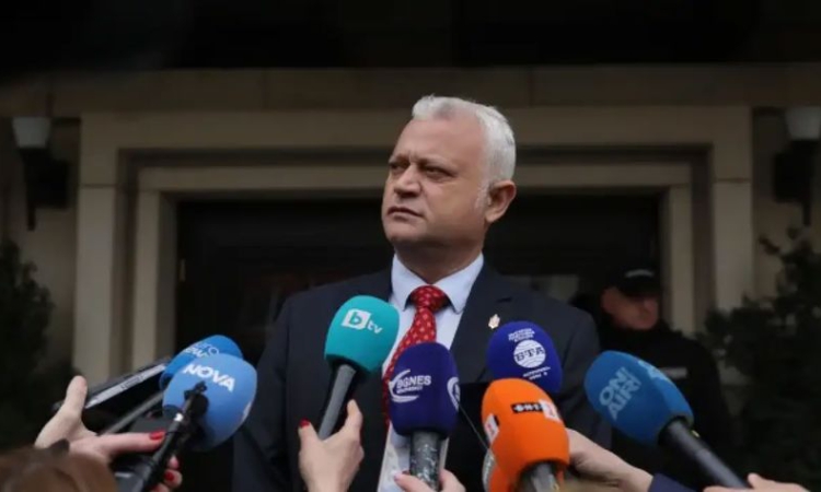 Емил Дечев: Кметове са замесени в схеми с помощи и купуване на гласове