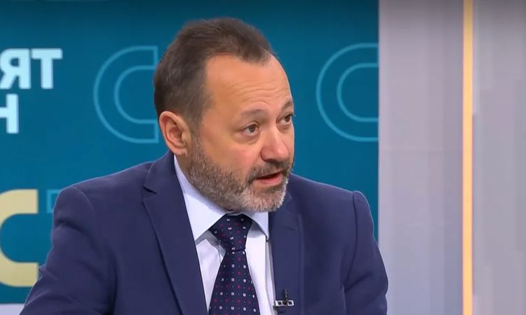 Николай Найденов: АПИ дава по 2 млн. на месец за държавна пътна помощ - на 1 фирма с 20 подизпълнителя