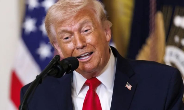 Тръмп: Китай ще има големи проблеми, ако достави оръжия на Иран, преговорите не ме вълнуват