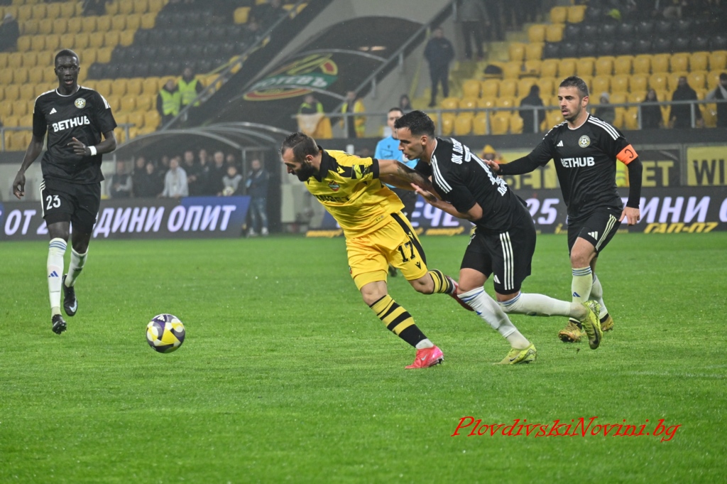 Ботев гостува на Добруджа в ключов мач