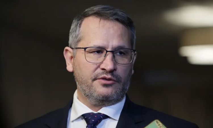 700 000 евро бонуси за служителите в борбата с градушките обяви земеделският министър