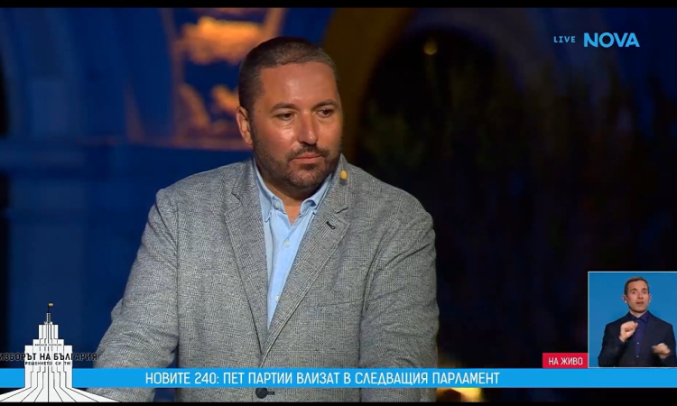 „Сияние“ започва изграждане на структури по места