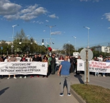 Пловдивчани протестираха срещу строителството на жилищна сграда в близост до река Марица 