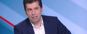 Тръгна делото срещу Кирил Петков и Божидар Божанов