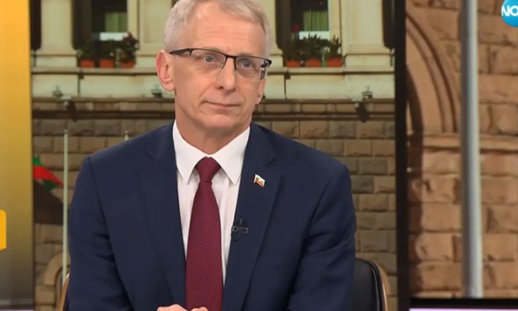 Акад. Николай Денков: Не сме точно разделени с ДБ