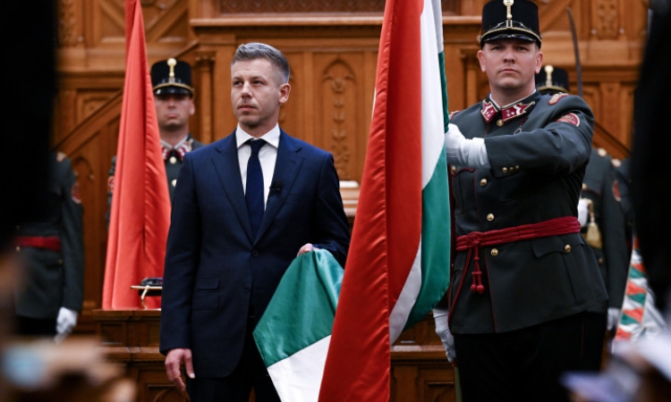 Петер Мадяр положи клетва като премиер и отваря нова глава в историята на Унгария