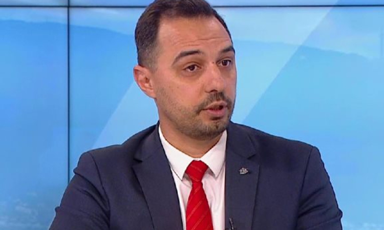 Богданов, ПП: Пазихме Пеевски от 2000 души от „Булгартабак“, загубили работните си места, ли?
