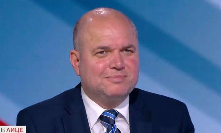 Владислав Панев за новия особен управител на "Лукойл": Имам информация, че е в добри приятелски връзки с премиера Радев