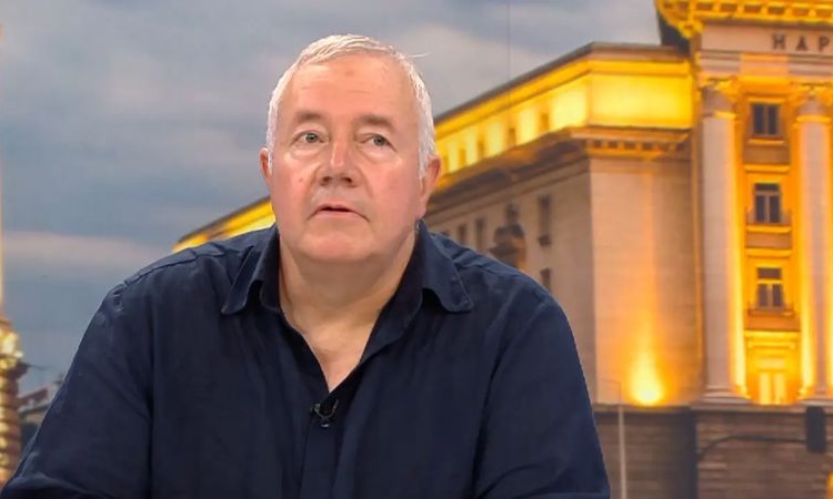 Харалан Александров: Радев ще се опитва да държи България максимално далеч от войната в Украйна