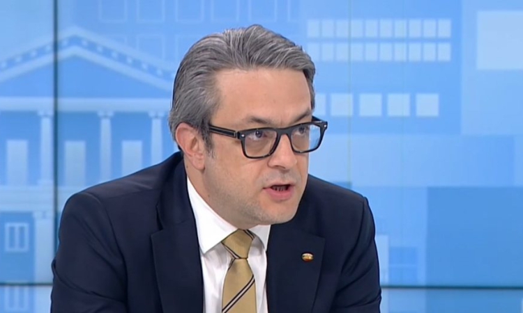 Биков, ГЕРБ: Надявам се Радев да не се превърне в българския Мицкоски!