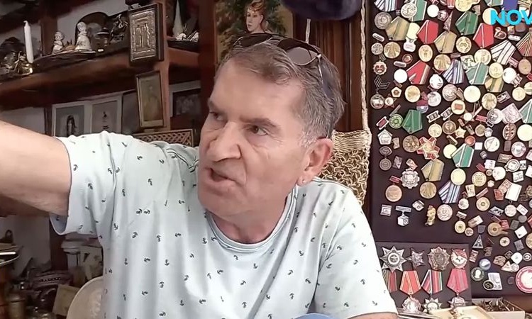 Сувенири със свастики и образа на Хитлер в Несебър предизвикаха международен отзвук