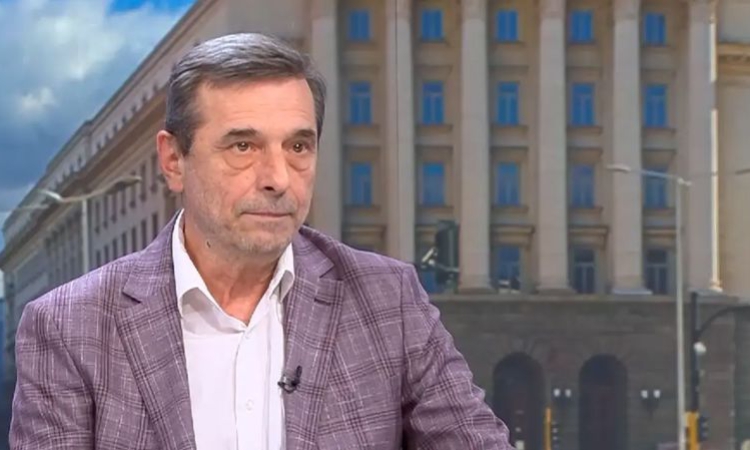 Димитър Манолов: Държавните служители не бива сами да плащат осигуровките си