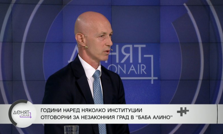 Коста Стоянов: Незаконните постройки край Варна да се премахнат